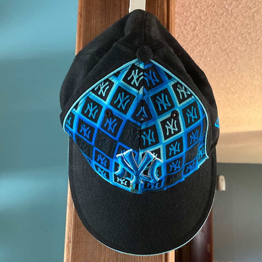 Mens NY Yankees Baseball Cap